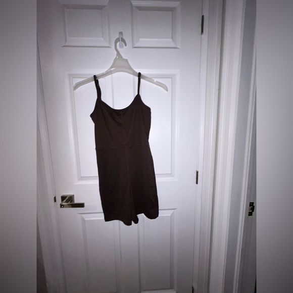 BASIC BODYCON ROMPER - Picture 10 of 11
